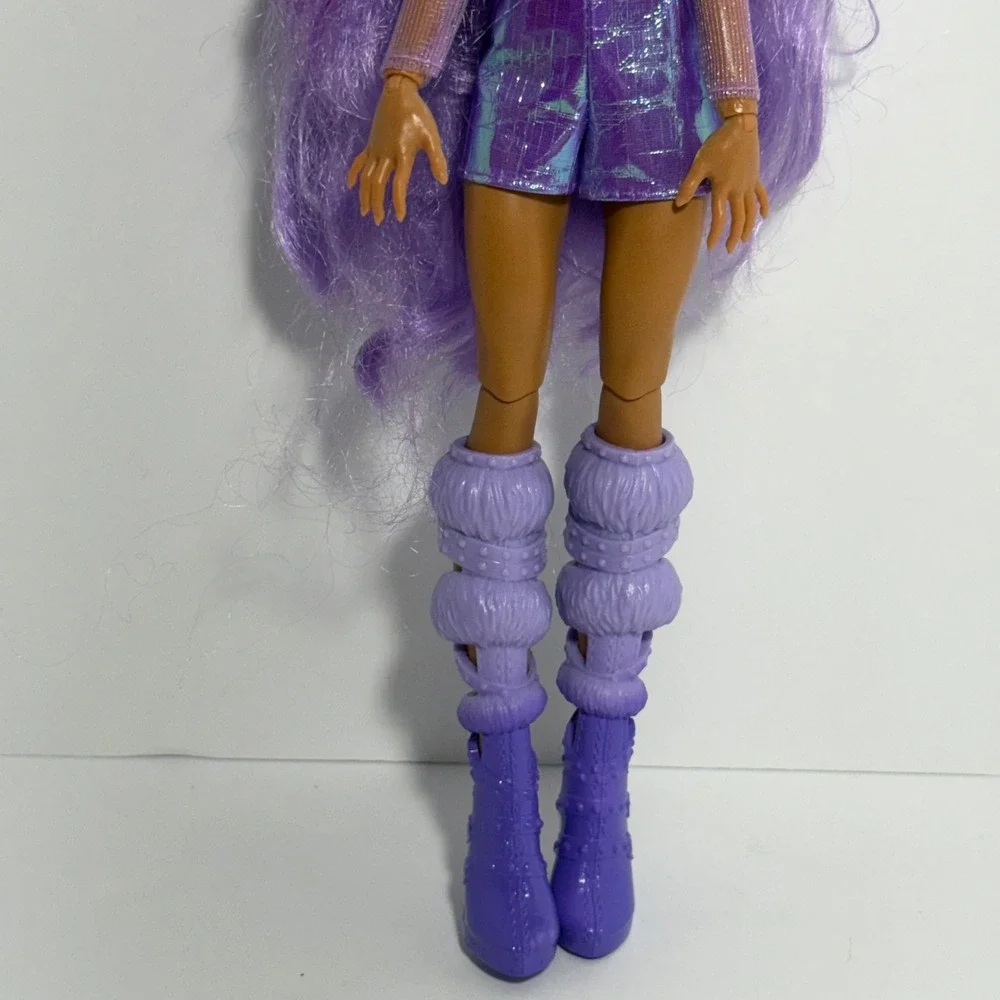 Monster High Clawdeen Wolf Skulltimate Secrets Fearidescent w Coffin Case